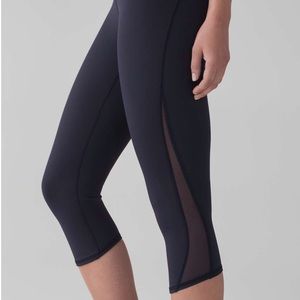 Lululemon train times crop